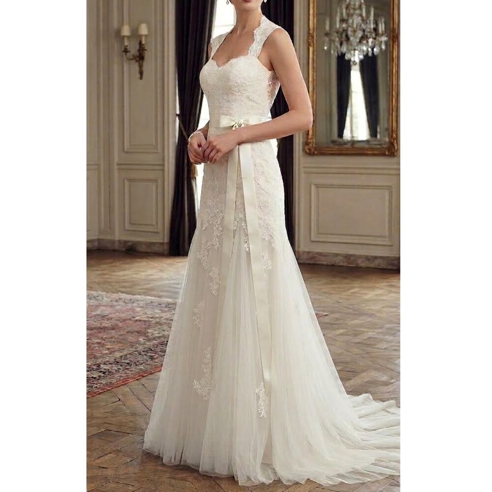 Sz 8 (Bridal) DAVID'S BRIDAL Ivory Cap Sleeve Keyhole Back Mesh Lace Gown Size 8